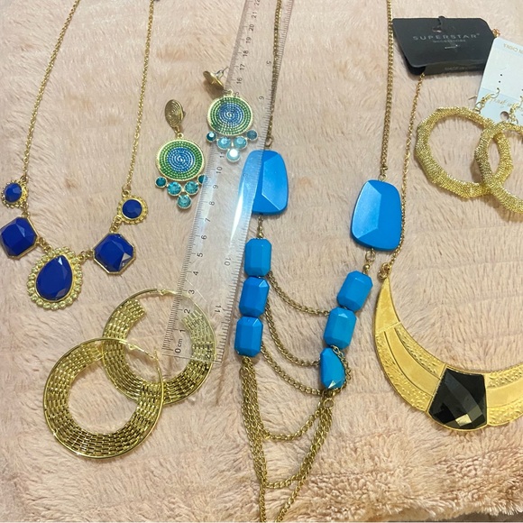 Jewelry Bundle #4 - Picture 7 of 8